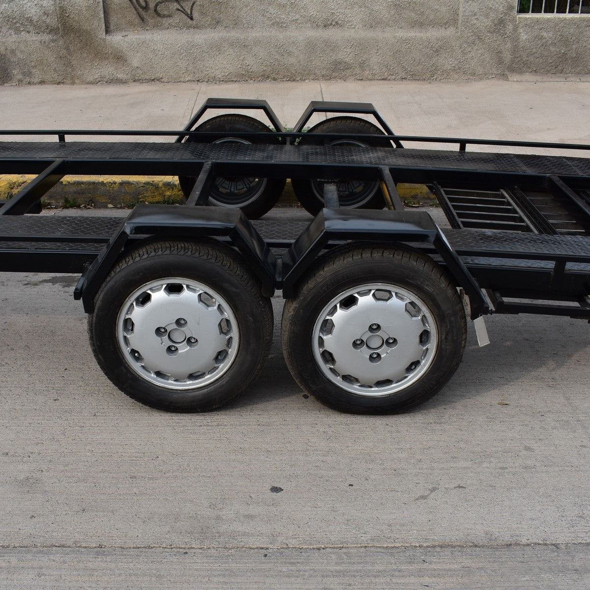 MODELO S-3517 D (CARGA DE VEHÍCULOS LIVIANOS)