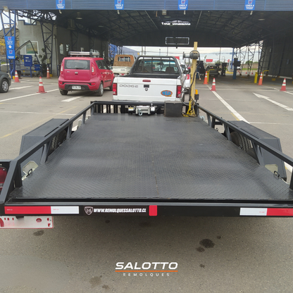 MODELO S-4020 D FE (3.000 KILOS DE CARGA)